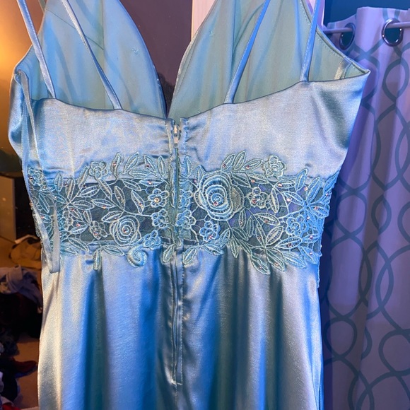 Beautiful Blue lace dress - Picture 3 of 5
